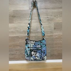Vera Bradley camofloral crossbody bag